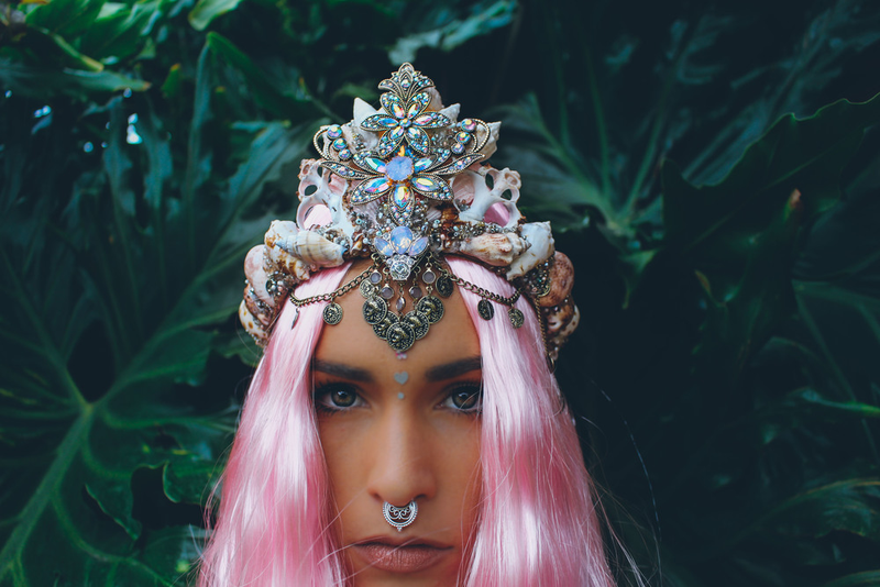 Illustration for article titled These Elaborate Seashell Crowns Are Perfect for a Mermaid Queen